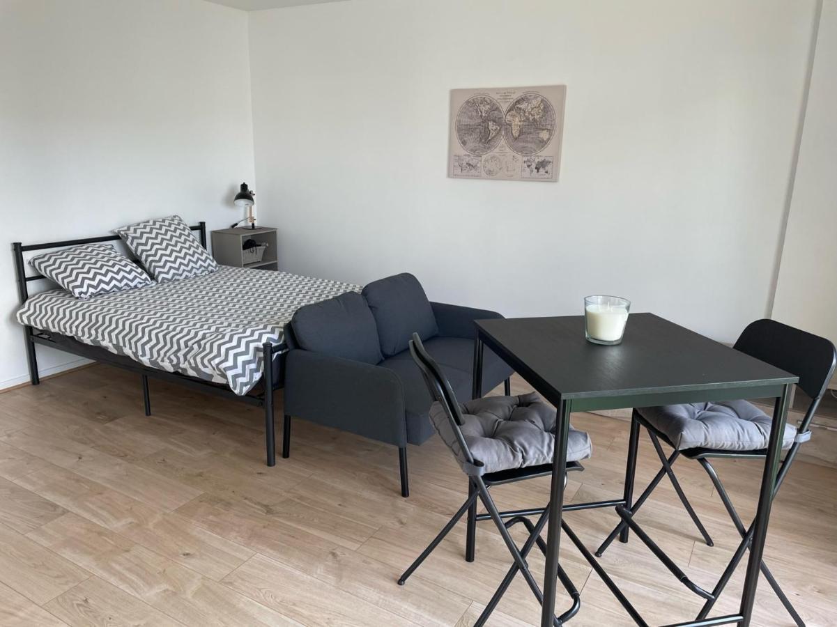 Ferienwohnung L'essentiel Noyal-sur-Vilaine Exterior foto